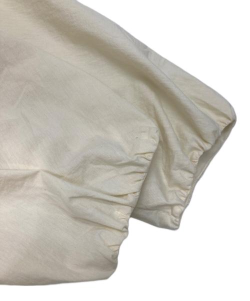 ASTRAET（アストラット）ASTRAET (アストラット) ピンタック パフスリーブ ワンピース アイボリーの古着・服飾アイテム