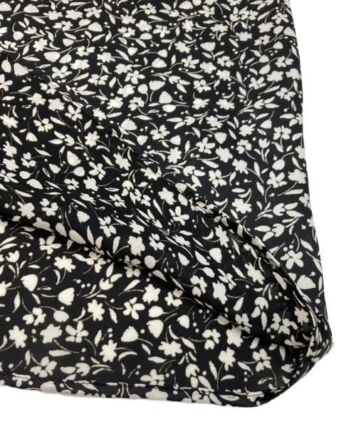UNITED ARROWS TOKYO（ユナイテッドアローズトウキョウ）UNITED ARROWS TOKYO (ユナイテッドアローズトウキョウ) フラワープリントブラウス ブラック サイズ:FREE 未使用品の古着・服飾アイテム