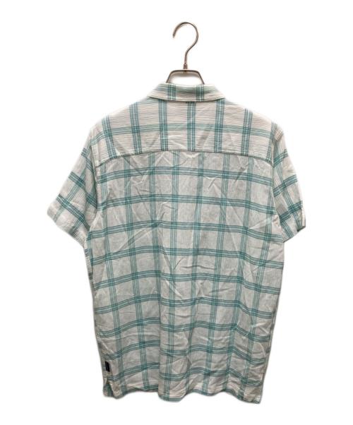 Patagonia（パタゴニア）Patagonia (パタゴニア) 半袖シャツ ホワイト×グリーン サイズ:Sの古着・服飾アイテム