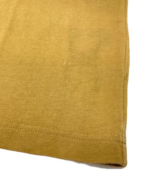 BlackEyePatch（ブラックアイパッチ）BlackEyePatch (ブラックアイパッチ) Tシャツ ベージュ サイズ:XLの古着・服飾アイテム