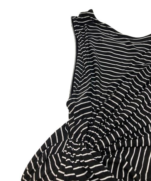 MM6 Maison Margiela（エムエムシックスメゾンマルジェラ）MM6 Maison Margiela (エムエムシックスメゾンマルジェラ) アシンメトリーワンピース ブラック サイズ:XSの古着・服飾アイテム