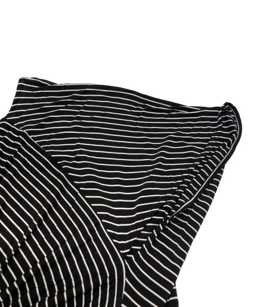 MM6 Maison Margiela（エムエムシックスメゾンマルジェラ）MM6 Maison Margiela (エムエムシックスメゾンマルジェラ) アシンメトリーワンピース ブラック サイズ:XSの古着・服飾アイテム