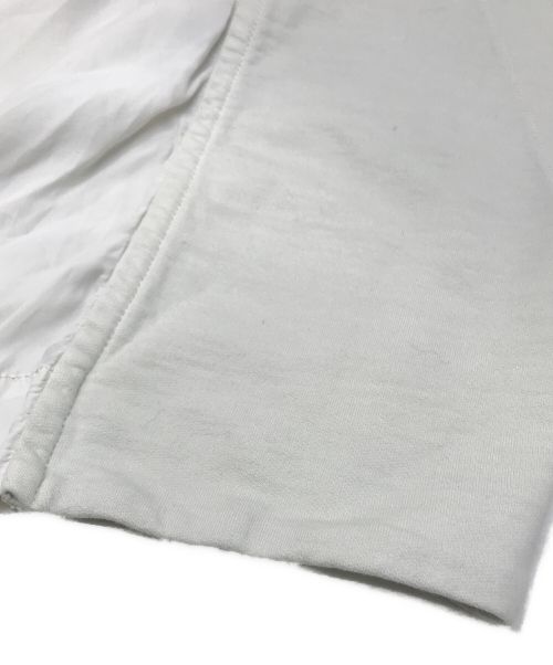 ROQUE ILARIA NISTRI（ロッケイラリア二ストリ）ROQUE ILARIA NISTRI (ロッケイラリア二ストリ) 変形ジャケット ホワイト サイズ:S 未使用品の古着・服飾アイテム