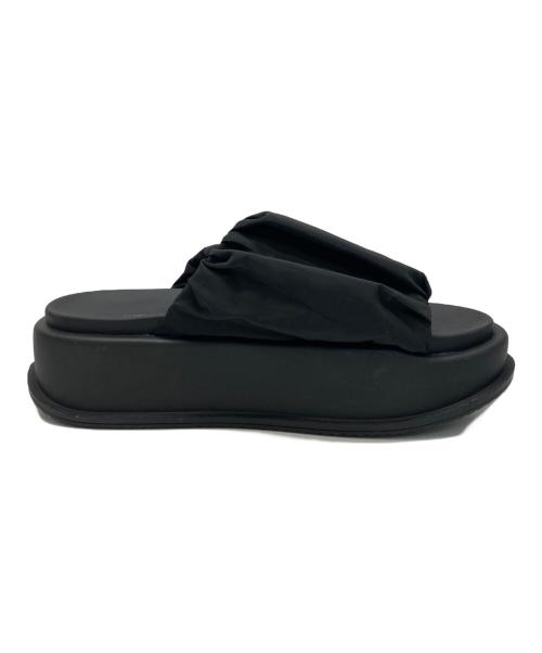 TODAYFUL（トゥデイフル）TODAYFUL (トゥデイフル) ギャザーボリュームサンダル ブラック サイズ:37の古着・服飾アイテム