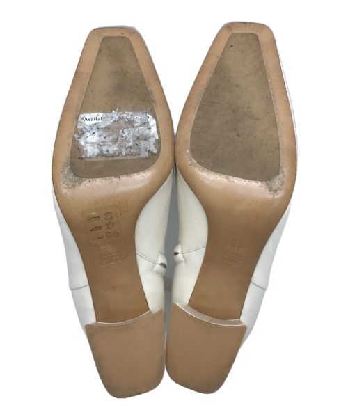 VALENTINO（ヴァレンティノ）VALENTINO (ヴァレンティノ) バックスタッズブーツ アイボリー サイズ:38 1/2の古着・服飾アイテム