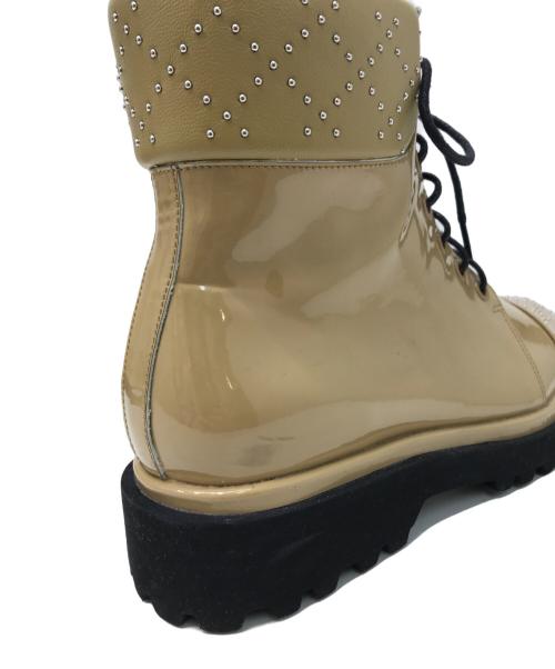 SOL SANA（ソルサナ）SOL SANA (ソルサナ) スタッズブーツ ベージュ サイズ:38の古着・服飾アイテム