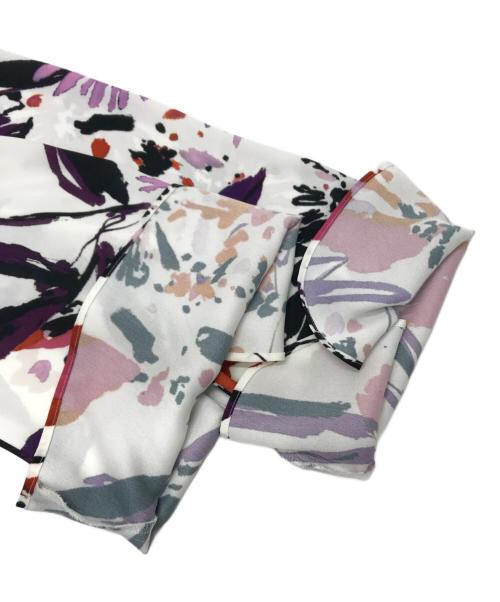 Pinky & Dianne（ピンキーアンドダイアン）Pinky & Dianne (ピンキーアンドダイアン) ブラッシュフラワープリントブラウス ホワイト×ピンク サイズ:38の古着・服飾アイテム