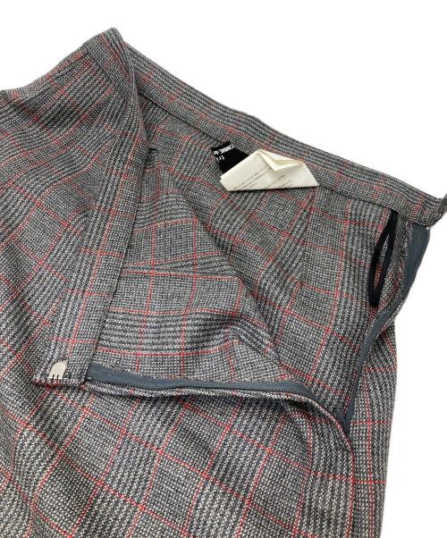 tricot COMME des GARCONS（トリココムデギャルソン）tricot COMME des GARCONS (トリココムデギャルソン) アシンメトリープリーツチェックスカート グレー サイズ:Sの古着・服飾アイテム