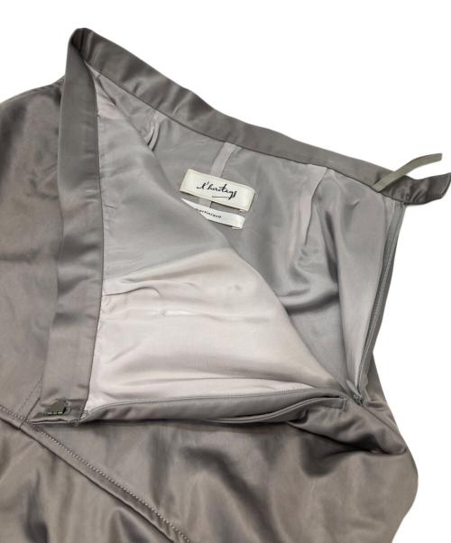 martinique（マルティニーク）martinique (マルティニーク) マットサテンフレアスカート グレー サイズ:Sの古着・服飾アイテム