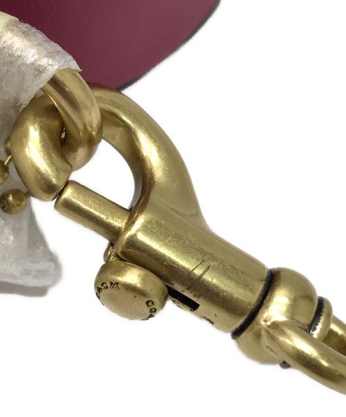 COACH（コーチ）COACH (コーチ) ハートクロスボディバッグ ピンク 未使用品の古着・服飾アイテム