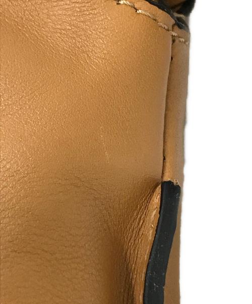 LOEWE（ロエベ）LOEWE (ロエベ) フラメンコクラッチベルタッセル ブラウンの古着・服飾アイテム