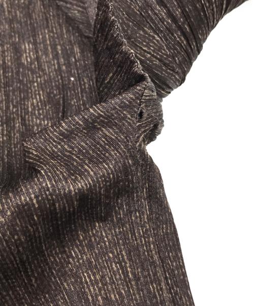 PLEATS PLEASE（プリーツプリーズ）PLEATS PLEASE (プリーツプリーズ) プリーツカットソー ブラウン サイズ:4の古着・服飾アイテム