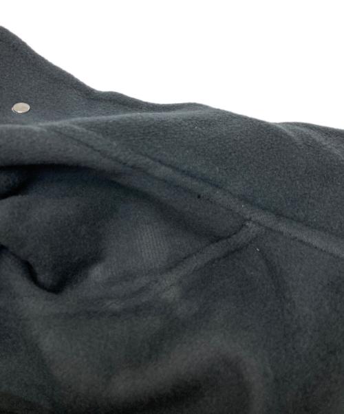 UNITED ARROWS TOKYO（ユナイテッドアローズトウキョウ）UNITED ARROWS TOKYO (ユナイテッドアローズトウキョウ) リバーレイズドネックコート グレー サイズ:XLの古着・服飾アイテム