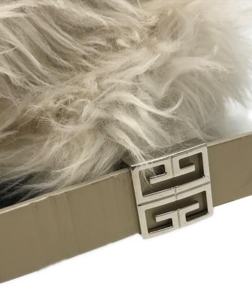 GIVENCHY（ジバンシィ）GIVENCHY (ジバンシィ) フェイクファーキャップ ベージュの古着・服飾アイテム