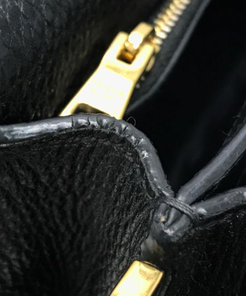 PRADA（プラダ）PRADA (プラダ) ショルダーバッグ ブラックの古着・服飾アイテム