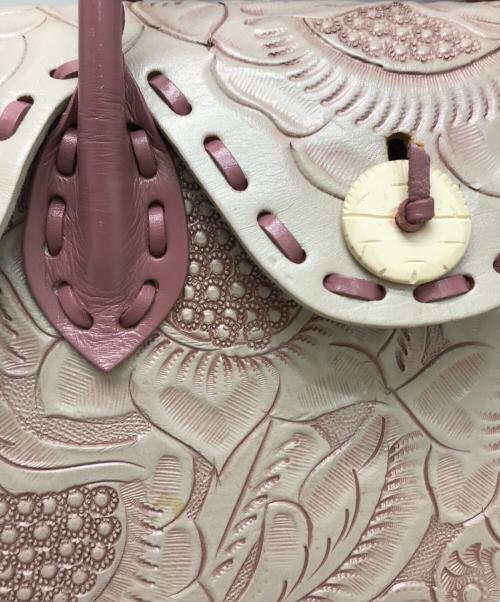 Carving Tribes（カービングトライブス）Carving Tribes (カービングトライブス) バッグ ピンクの古着・服飾アイテム