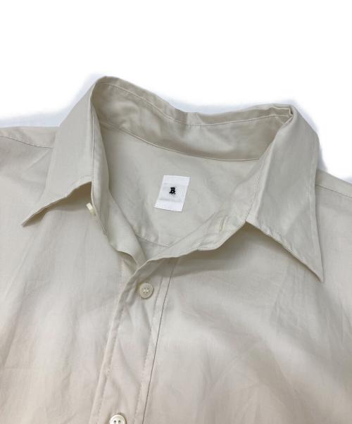 LA BOUCLE（ラ ブークル）LA BOUCLE (ラ ブークル) レギュラーカラーシャツ ホワイト サイズ:2の古着・服飾アイテム