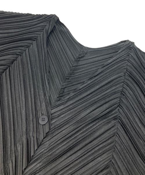 PLEATS PLEASE（プリーツプリーズ）PLEATS PLEASE (プリーツプリーズ) プリーツカーディガン ブラック サイズ:3の古着・服飾アイテム