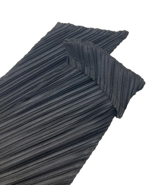 PLEATS PLEASE（プリーツプリーズ）PLEATS PLEASE (プリーツプリーズ) プリーツカーディガン ブラック サイズ:3の古着・服飾アイテム