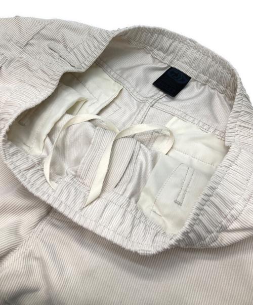 DAIWA PIER39（ダイワ ピア39）DAIWA PIER39 (ダイワ ピア39) TECH 8POCKET PANTS CORDUROY ベージュ サイズ:Mの古着・服飾アイテム