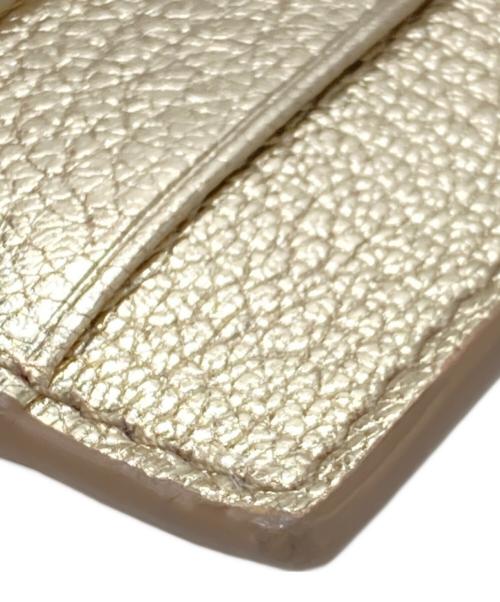 MIU MIU（ミュウミュウ）MIU MIU (ミュウミュウ) 財布 ゴールドの古着・服飾アイテム