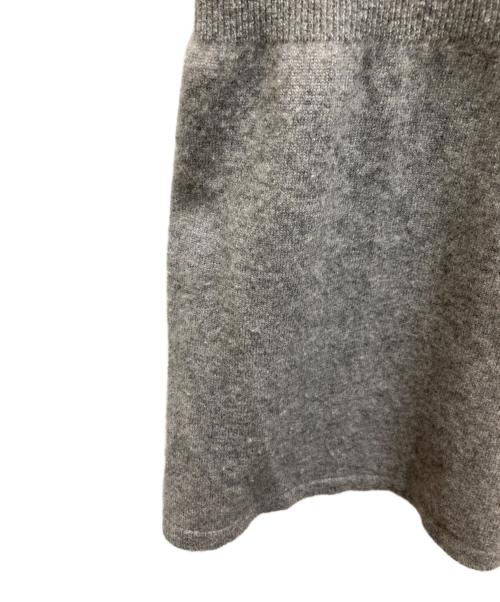 CHANEL（シャネル）CHANEL (シャネル) ココマークボタン ノースリーブカシミヤニットワンピース グレー サイズ:40の古着・服飾アイテム