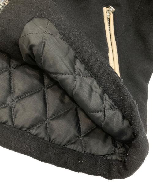 ISAMU KATAYAMA BACKLASH（イサムカタヤマ・バックラッシュ）ISAMU KATAYAMA BACKLASH (イサムカタヤマ・バックラッシュ) レザー切替スタジャン ブラック×ホワイト サイズ:Sの古着・服飾アイテム