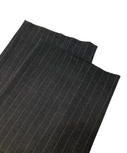 BEAUTY&YOUTH（ビューティーアンドユース）BEAUTY&YOUTH (ビューティーアンドユース) ピンストライプ 1プリーツ イージーパンツ グレー サイズ:Mの古着・服飾アイテム