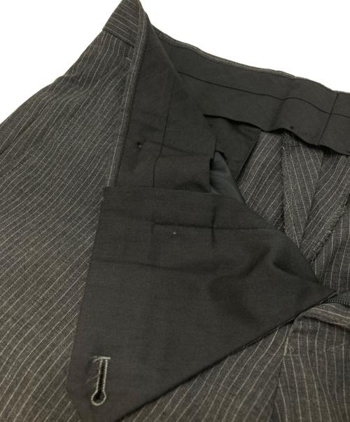 green label relaxing（グリーンレーベルリラクシング）green label relaxing (グリーンレーベルリラクシング) ピンストライプ セットアップスーツ グレー サイズ:44の古着・服飾アイテム