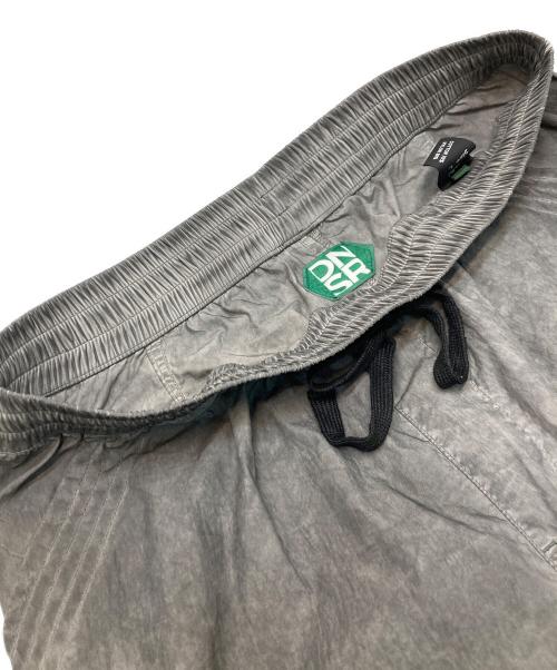 DNSR（ディーエヌエスアール）DNSR (ディーエヌエスアール) カーゴパンツ グレー サイズ:Lの古着・服飾アイテム