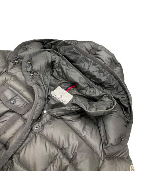 MONCLER（モンクレール）MONCLER (モンクレール) エルミンヌダウンコート グレー サイズ:3の古着・服飾アイテム