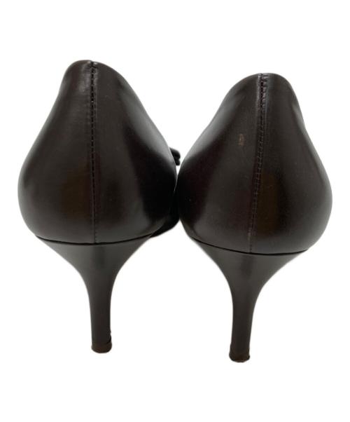 Salvatore Ferragamo（サルヴァトーレ フェラガモ）Salvatore Ferragamo (サルヴァトーレ フェラガモ) ヴァラヒールパンプス ブラウン サイズ:SIZE 7 1/2の古着・服飾アイテム