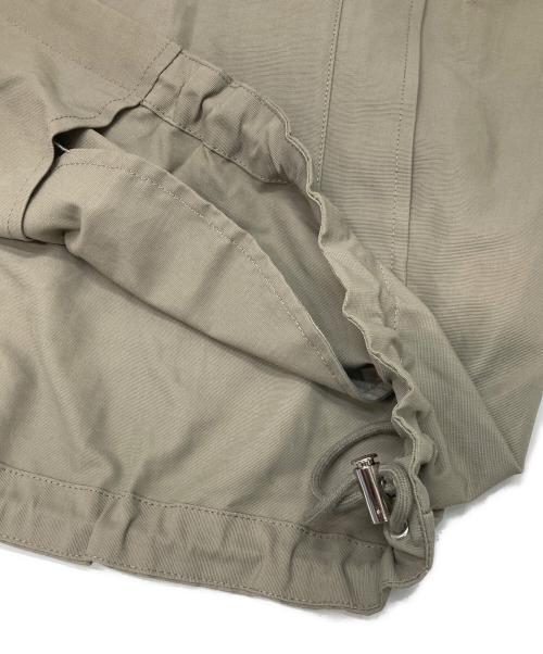 23区（ニジュウサンク）23区 (ニジュウサンク) ライトタッサー フーデットジャケット カーキ サイズ:44の古着・服飾アイテム