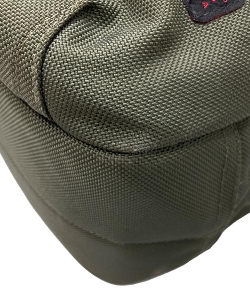 BRIEFING（ブリーフィング）BRIEFING (ブリーフィング) デイトリッパー/ショルダーバッグ カーキの古着・服飾アイテム