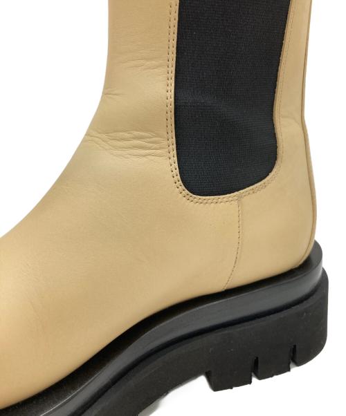 BOTTEGA VENETA（ボッテガベネタ）BOTTEGA VENETA (ボッテガベネタ) ザ・ラグ・チェルシーブーツ ベージュ サイズ:35 1/2の古着・服飾アイテム