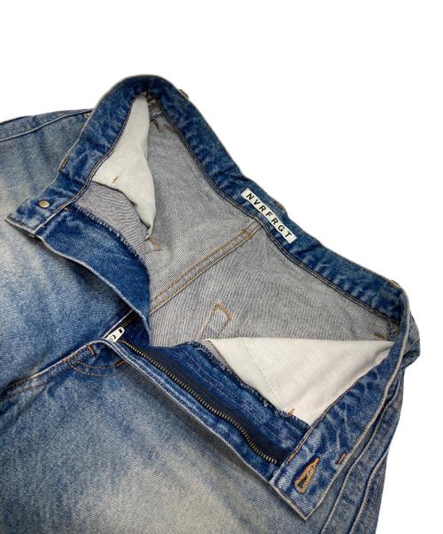 NVRFRGT（ネヴァーフォーゲット）NVRFRGT (ネヴァーフォーゲット) 立体裁断ジーンズ ブルー サイズ:1の古着・服飾アイテム