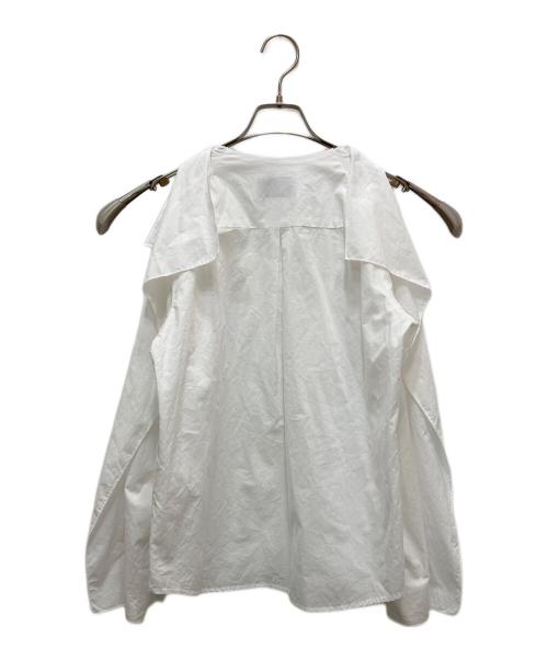 KINDER SALMON（キンダーサロモン）KINDER SALMON (キンダーサロモン) デザインスリーブブラウス ホワイト サイズ:不明の古着・服飾アイテム
