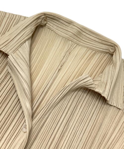 PLEATS PLEASE（プリーツプリーズ）PLEATS PLEASE (プリーツプリーズ) プリーツシャツ ベージュ サイズ:3の古着・服飾アイテム