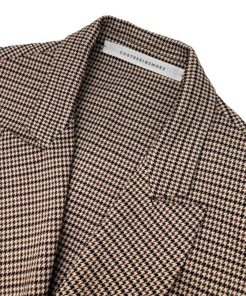COGTHEBIGSMOKE（コグザビッグスモーク）COGTHEBIGSMOKE (コグザビッグスモーク) 千鳥柄テーラードジャケット ベージュ サイズ:不明(実寸参照)の古着・服飾アイテム