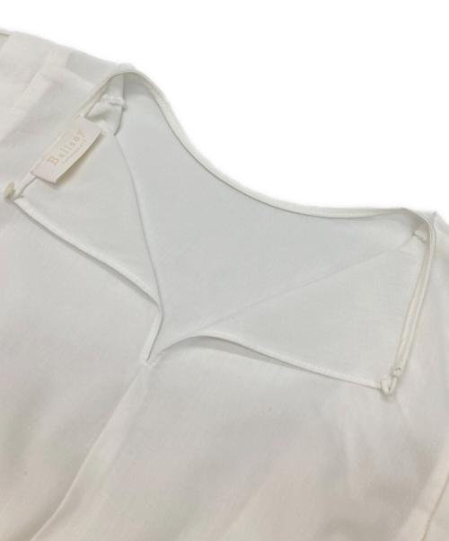 BALLSEY（ボールジィ）BALLSEY (ボールジィ) クリスタルコットンボリュームスリーブブラウス ホワイト サイズ:36の古着・服飾アイテム