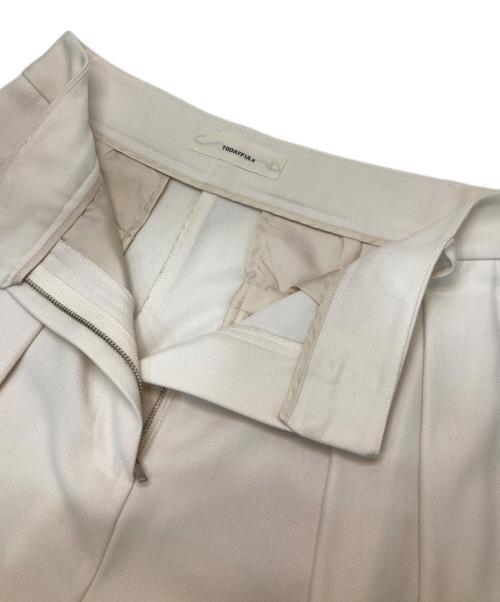 TODAYFUL（トゥデイフル）TODAYFUL (トゥデイフル) コットンツイルトラウザース アイボリー サイズ:38の古着・服飾アイテム