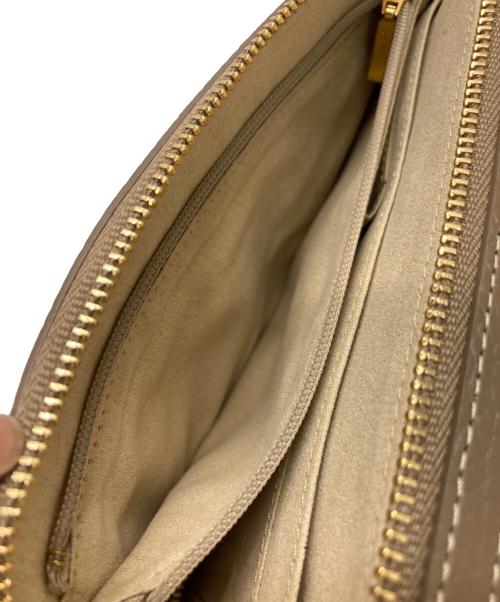 ATAO（アタオ）ATAO (アタオ) アミュレットケリー ベージュ 未使用品の古着・服飾アイテム