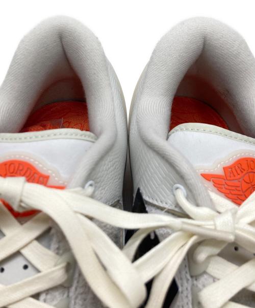 NIKE（ナイキ）NIKE (ナイキ) Shelflife (シェルフライフ) AIR JORDAN 2 RETORO LOW SP ベージュ サイズ:28.5の古着・服飾アイテム