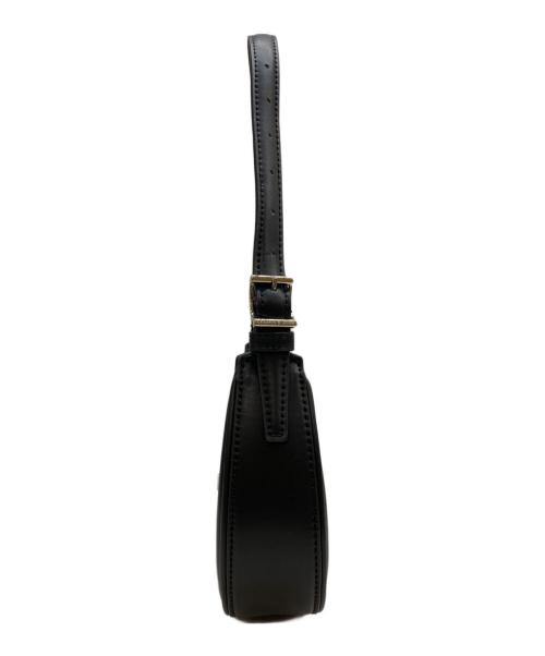 CHARLES & KEITH（チャールズアンドキース）CHARLES & KEITH (チャールズアンドキース) トライアングルバックル ベルトショルダーバッグ ブラックの古着・服飾アイテム
