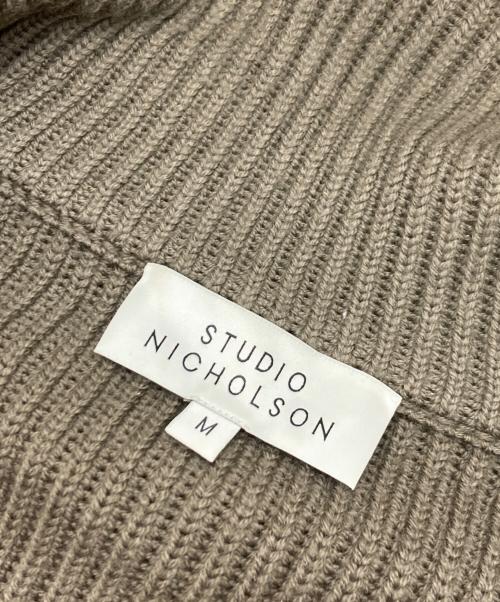 STUDIO NICHOLSON（スタジオ ニコルソン）STUDIO NICHOLSON (スタジオ ニコルソン) BOW 5GG FISHERMAN RIB KNIT HALF ZIP JUMPER ブラウン サイズ:Mの古着・服飾アイテム