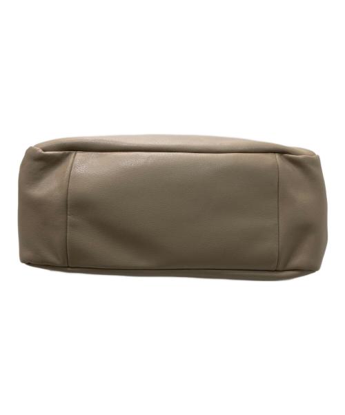 tov（トーヴ）TOV (トーヴ) バッグ ベージュの古着・服飾アイテム