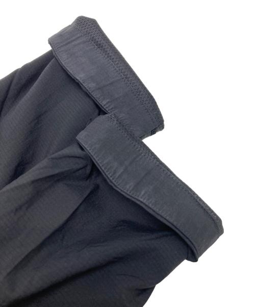 ARC'TERYX（アークテリクス）ARC'TERYX (アークテリクス) ATOM SL HOODY ブラック サイズ:Mの古着・服飾アイテム