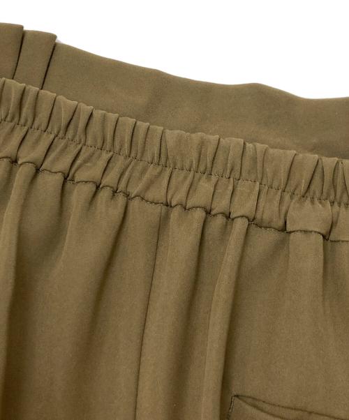 FEMMENT（ファモン）FEMMENT (ファモン) フロントタックパンツ カーキ サイズ:2の古着・服飾アイテム