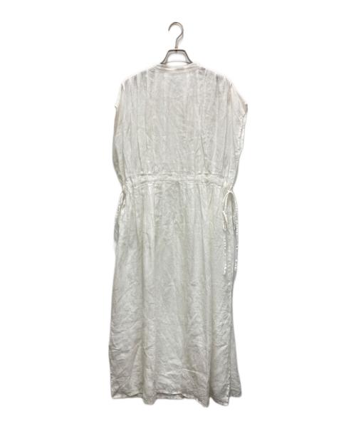 YANUK（ヤヌーク）YANUK (ヤヌーク) ノースリーブワンピ-ス ホワイト サイズ:不明（実寸参照）の古着・服飾アイテム