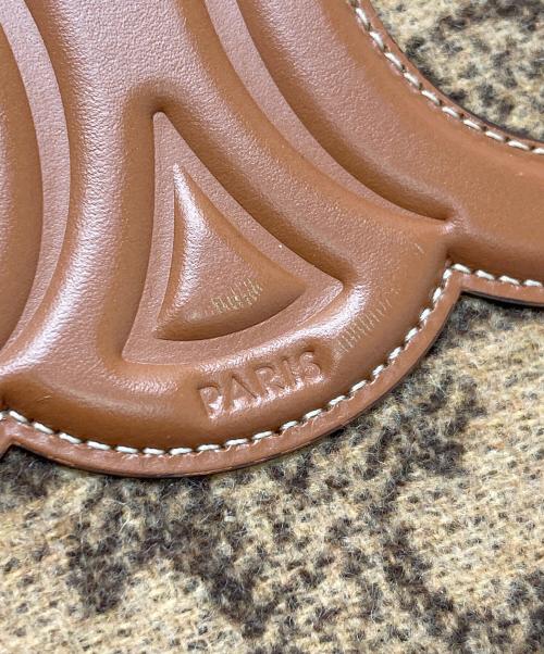 CELINE（セリーヌ）CELINE (セリーヌ) スモール カバ タイス トリオンフテキスタイル ブラウンの古着・服飾アイテム